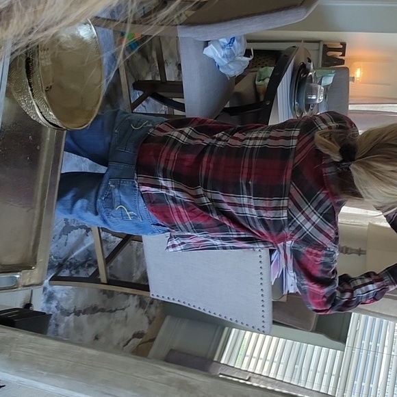 Infamous button up - Picture 4 of 8